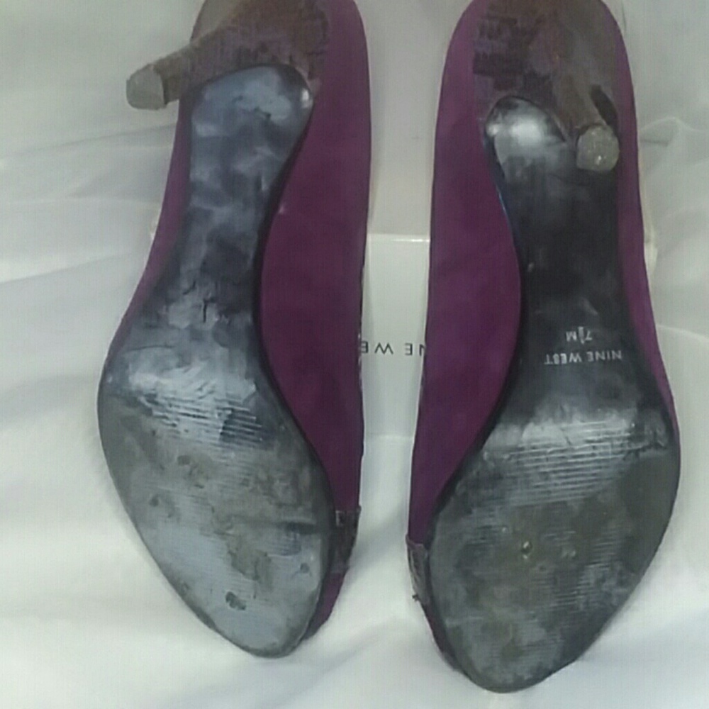Shoes - Picture 3 of 4